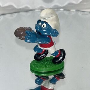 20150 Australian Football‎ Red Shirt Smurf Rare Vintage Figure PVC Toy Peyo 1980